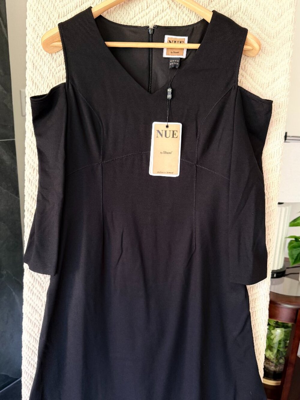 NWT NUE by Shani Black Cold Shoulder Fit & Flare Dress Size 10